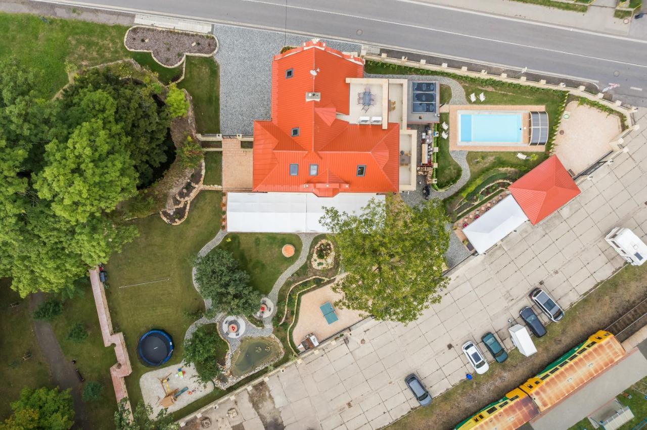 Villa Libosad Jičín Екстериор снимка
