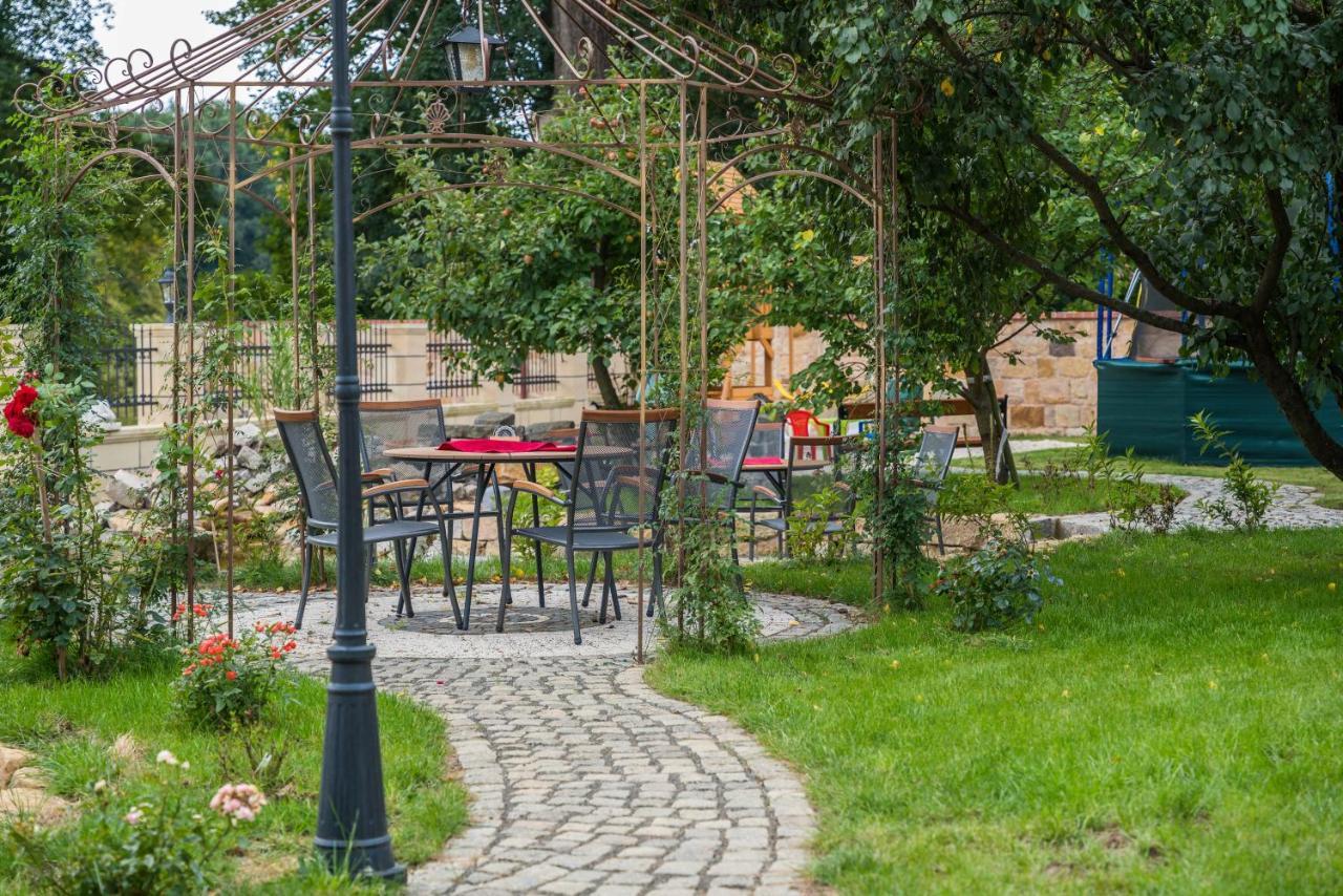 Villa Libosad Jičín Екстериор снимка